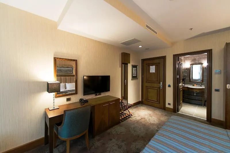Adelmar Hotel Istanbul Sisli 4*,